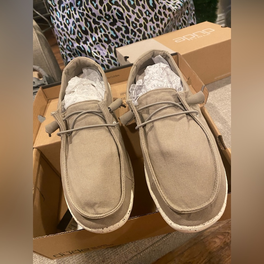 Gray women’s 10 Hey Dude Shoes